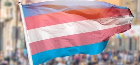 Hlavná ženská skupina GOP otvára dvere k členstvu "transrodovým" mužom