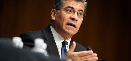 Bidenova administratíva sa snaží odstrániť slová ako "matka" a "otec" zo zákonov o starostlivosti o deti