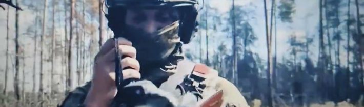 Na kameře: Putinovi muži dostali dělostřeleckou palbou do pasti ukrajinské vojáky v zákopech v…