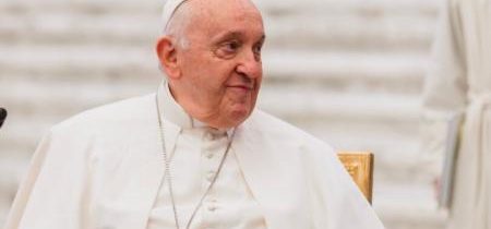 Pápež František potvrdzuje katolícku náuku o diakonkách: "Ordinácie sú vyhradené pre mužov