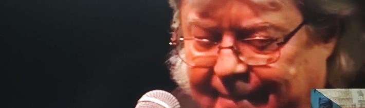 Pane Mišík, máte zapotřebí se ztrapňovat? Kde vidíte tu „zásadní změnu“ na Hradě? P