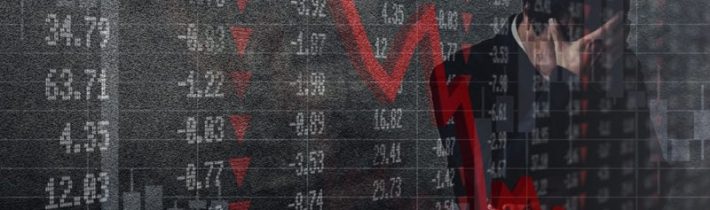 T. Durden, ZEROHEDGE: Zisky Pfizeru se zhroutily pod očekávanou hranici, akcie se propadly