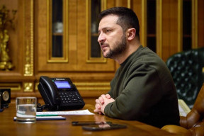 Stále více důkazů, že se blíží totální mobilizace na Ukrajině: Zelenskyj pověřil Zalužného a Umerova, aby předložili komplexní mobilizační plán.