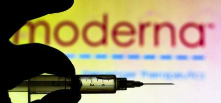 Dezinformačné oddelenie spoločnosti Moderna monitoruje 150 miliónov webových stránok a hľadá na nich naratívy proti vakcínam