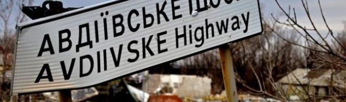 SLUČKA OKOLO AVDEJEVKY SA SŤAHUJE