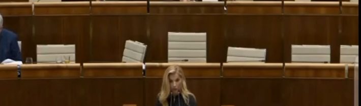 Moderátor Pročko…