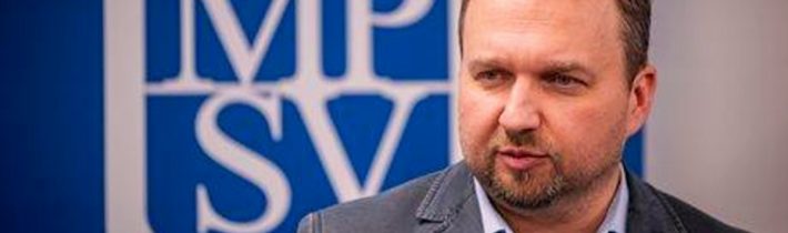 Soumrak lidovců a televizní večírek |