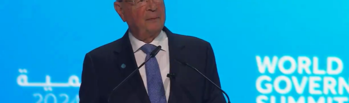 Klaus Schwab premenoval svoj depopulačný plán ľudstva na „humanokraciu“
