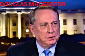 Douglas Macgregor: "Obsadí Oděsu a Charkov. To je naplánováno,"