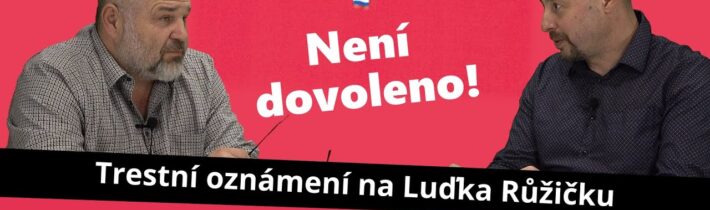 Neopěvuje banderovce a necítí se jako žena. Bude za to advokát Luděk Růžička odsouzen?