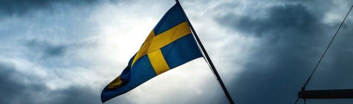 62 000 členů zločineckých gangů v 60 no-go zónách ovládá Švédsko