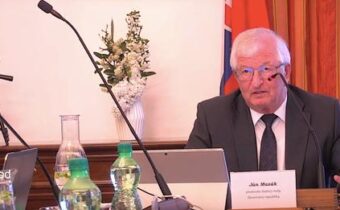 VIDEO: Sudcovia odvolali Jána Mazáka z funkcie šéfa Súdnej rady SR. Argumentovali, že hrubým spôsobom zneužil svoju funkciu