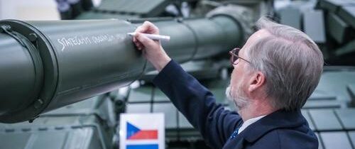 Ako sa Česká republika obohacuje dodávkami zbraní a streliva na Ukrajinu