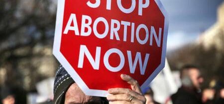 Floridský najvyšší súd povolil hlasovanie o extrémnom pro-potratovom dodatku v novembri