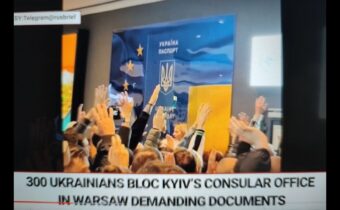 Polsko: Ukrajinci bojují i v době, kdy Kyjev pozastavil obnovování cestovních pasů; jeden muž…