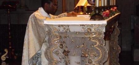 Páter Jesusmary sa v liste Vatikánu obhajuje pred kanonickým procesom za opravu pápeža Františka