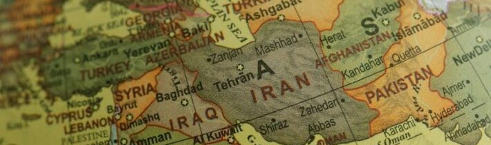 IZRAEL A USA ODSOUDILY ÍRÁN KE ZNIČENÍ. Írán však mlčí a na izraelský útok na konzulát podezřele nereaguje