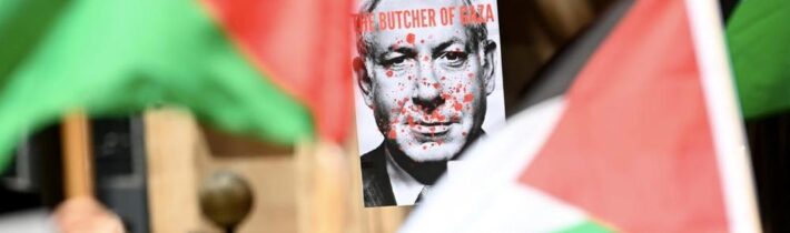 VIDEO: Mezinárodního trestního soud v Haagu chce vydat zatykač na Benjamina Netanjahua za plán na genocidu a vysídlení Palestinců z Gazy. První záběry komisařů OSN zachycují se zemí srovnanou Gazu a Izrael tam chystá výstavbu svých