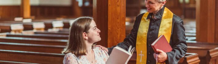 Žena v Belgicku žaluje Cirkev na súde zato, že nemôže byť diakonkou. Čo bude Cirkev robiť, keď s ňou spor prehrá? Pasca sekulárneho štátu sklapla…