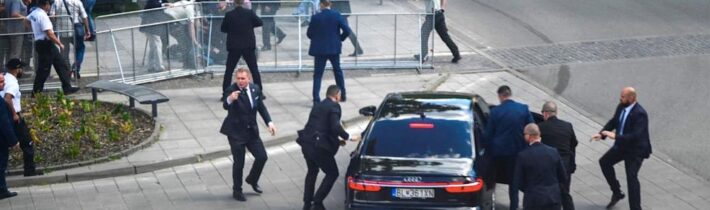VIDEO: „Radikalizace progresivních liberálů na Slovensku je tak obrovská a zfašizovaná, že už dochází dokonce i k použití zbraní,“ komentuje atentát na Fica portál Aeronet a pripomína prorocké video slovenského premiéra. „Fa