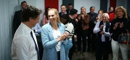 Kanadský pamätník na počesť "očistených" príslušníkov LGBT v armáde a vo verejných službách vyvoláva ostré kritiky