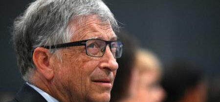 Bill Gates predpovedá celosvetové "továrne na vakcíny" z mRNA a 2 doláre na vakcíny proti každej chorobe