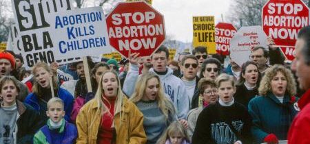 Voliči v Južnej Dakote rozhodujú o radikálnom dodatku o potratoch, ktorý by zrušil zákon o ochrane života