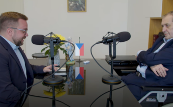 Bývalý český prezident Miloš Zeman: Výroky Vášáryovej na adresu Pellegriniho boli hlúpe. Pražská kaviareň slúži režimu (VIDEO)