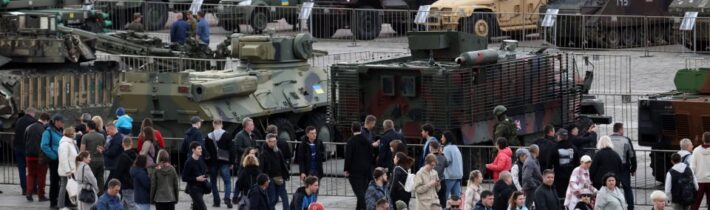 Výstava ukoristených zbraní odráža vieru Moskvy vo víťazstvo