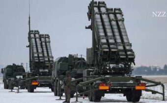 Výroba systémov protivzdušnej obrany „Patriot“ a rakiet pre ne je príliš slabá, aby zásobovala Ukrajinu