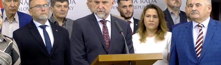 VIDEO: Smer kritizoval nehorázne uznesenie českej polície o tom, že ak niekto o atentáte na slovenského premiéra Roberta Fica napíše, že „to prasa bolo treba zastreliť“, ide o slobodné vyjadrenie názoru chráneného ústavou. Redakto