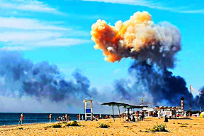 Nové zábery útoku americkými raketami na pláž v Sevastopole: “Takýto ľud sa nedá poraziť”