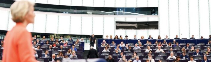 Europoslanci Smeru, Hlasu a Republiky budú hlasovať proti opätovnému zvoleniu von der Leyenovej do čela Európskej komisie. Uznesenie Európskeho parlamentu o podpore Ukrajiny odmietla podporiť väčšina europoslancov zo Slovenska. Sme jedinou