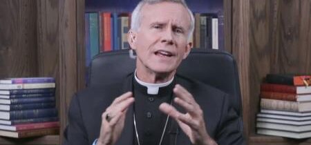 Biskup Strickland: Zákaz latinskej omše by bol "nespravodlivým zákonom", ktorý by mnohí veriaci nemohli dodržiavať