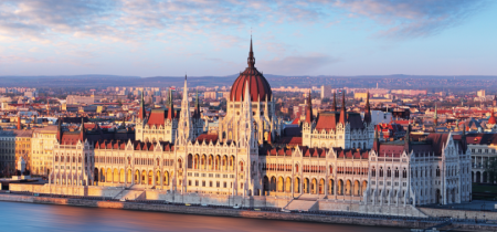 Maďarsko začalo vyšetrovanie zahraničného vplyvu, čo vyvolalo pobúrenie USA a EÚ