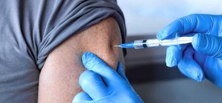 Kanadský program COVID pre prípad poškodenia vakcínou dosiahol výšku 14 miliónov dolárov, stovky ľudí stále čakajú