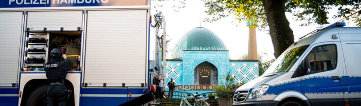 Velká razie v Hamburku, policie obsadila Islámské centrum. Vlivní němečtí Židé dosáhli, že Německá vláda jeho činnost zakázala