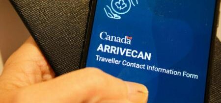 Rozhodnutie súdu umožňuje vláde Trudeaua vyhnúť sa zodpovednosti za cestovnú aplikáciu COVID, tvrdí najvyššia právnická skupina