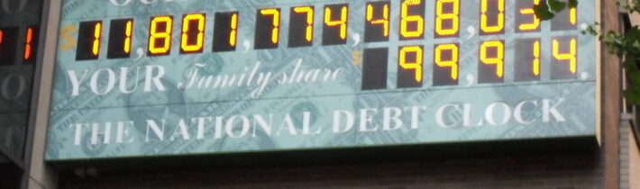 Celkový veřejný dluh ve světě „překonal laťku“ 100 bilionů dolarů » Belobog