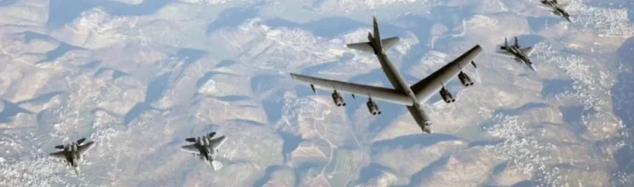 RUSI TAKMER ZOSTRELILI AMERICKÝ B-52 NAD POLOSTROVOM KOLA (VIDEO)