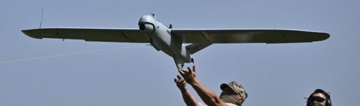 Rusko nasadí na ukrajinských operátorov dronov „Kobru“