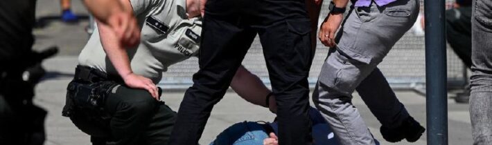 Robert Fico je po atentáte mimo ohrozenia života, uvádza viacero zdrojov. Má zra…