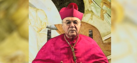 Arcibiskup Viganò navrhuje atentát na Trumpa kvôli jeho antiglobalistickému postoju