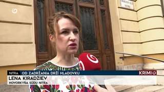 TV JOJ – Nitra, Krajský soud, 26. 6. 2024 – reportáž ze soudu krátce po zatčení …