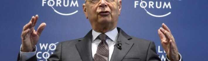 Klaus Schwab: Před volbami v USA nastane „éra šokujících událostí“