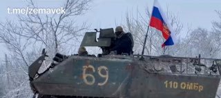 Ruská armáda získala pri Artemovsku trofej: použiteľný americký obrnený transpor…