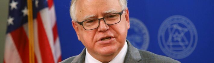 Stane se plastový Tim Walz “valčíkem na rozloučenou”? |