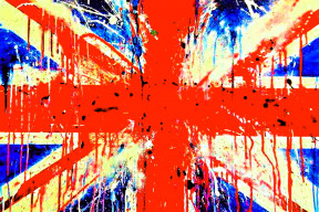 Británie se propadá do autoritářství