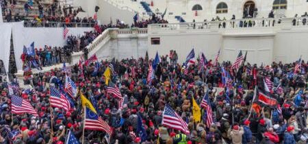 Môžu americké orgány legálne páchať podvody? Federálny zákon to naznačuje