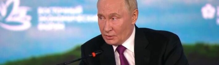 VIDEO: Vladimir Putin na Východním ekonomickém fóru ve Vladivostoku potvrdil, že Kyjev se snažil útokem na Kurskou oblast o stažení ruských vojsk z Donbasu, ale Rusko na tento trik neskočilo. Namísto toho přišlo vytvoření nového maso